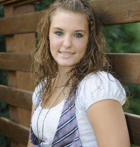 Meet your Posher, Taryn